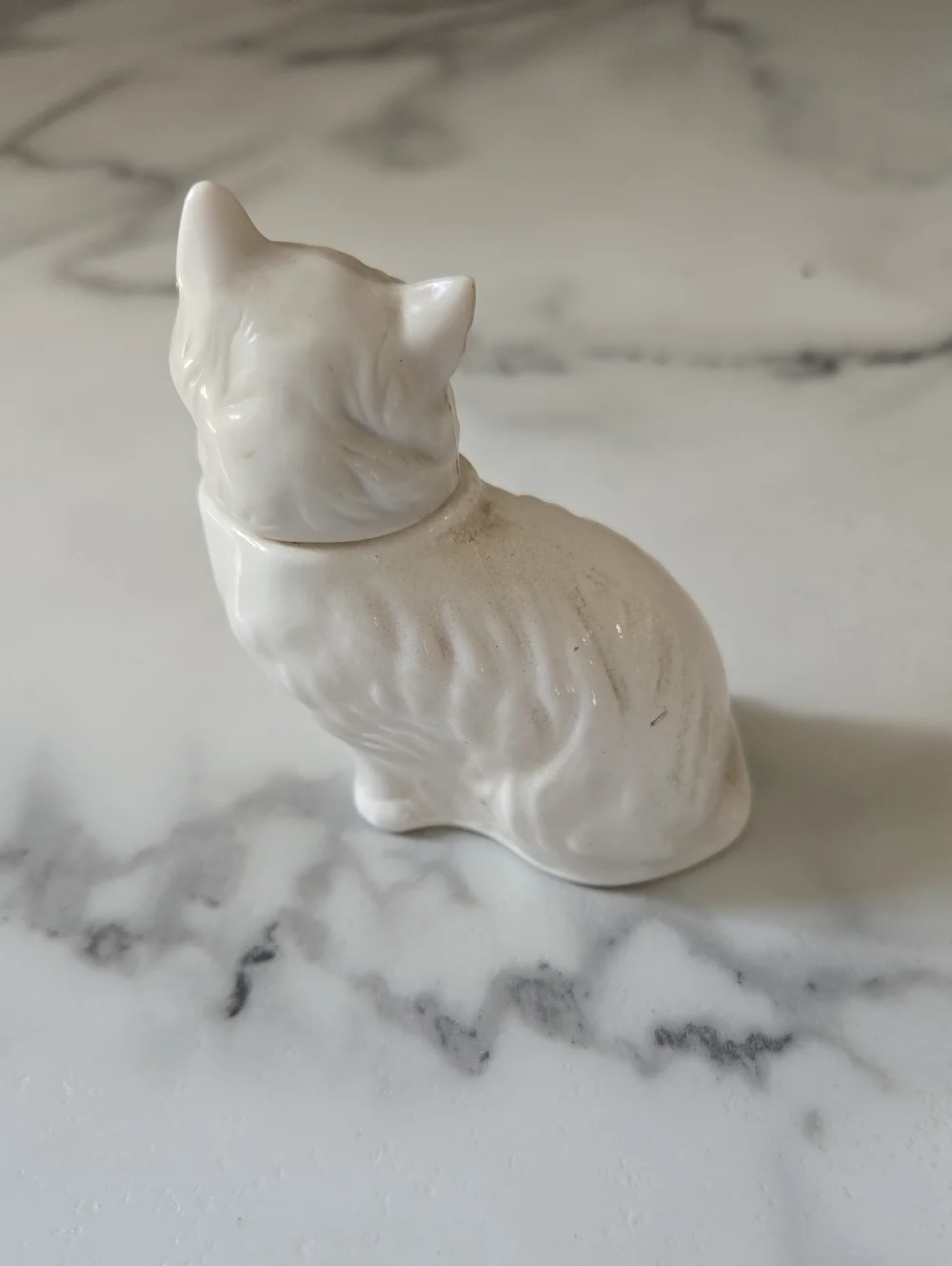 vintage 1970s Avon white milk glass Empty perfume bottle Cat